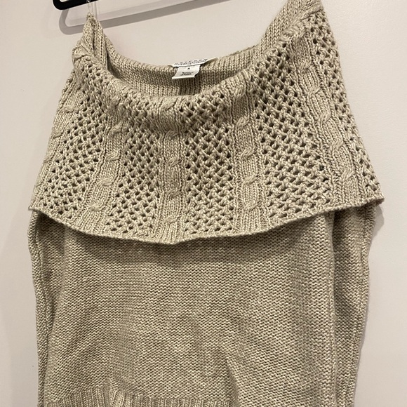 •2/$50• NWOT John Paul Richard Oatmeal Off-The-Shoulder Sweater - Picture 2 of 4